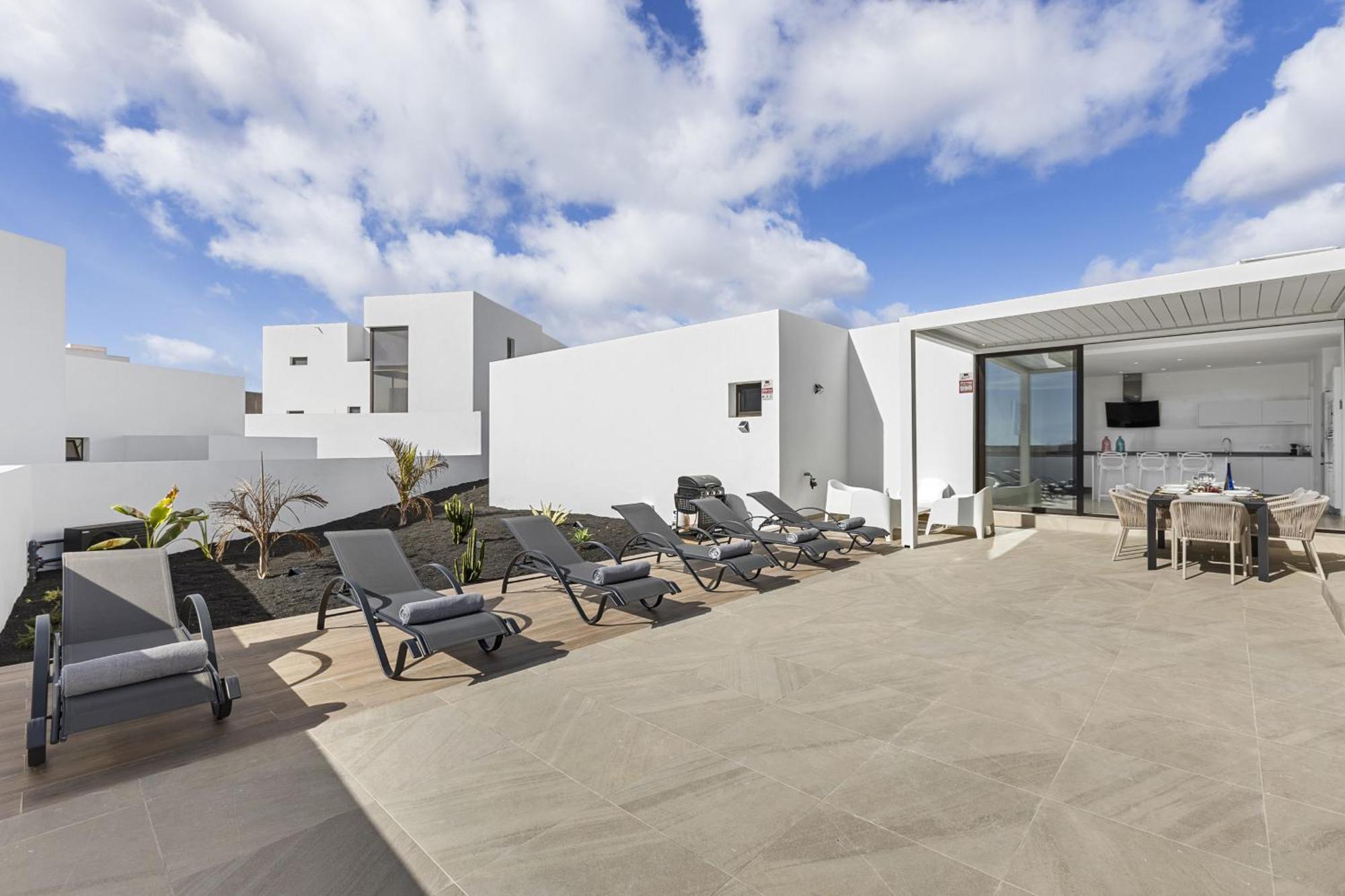 Casahost Fontaine Bleue Villa Tias Exterior photo